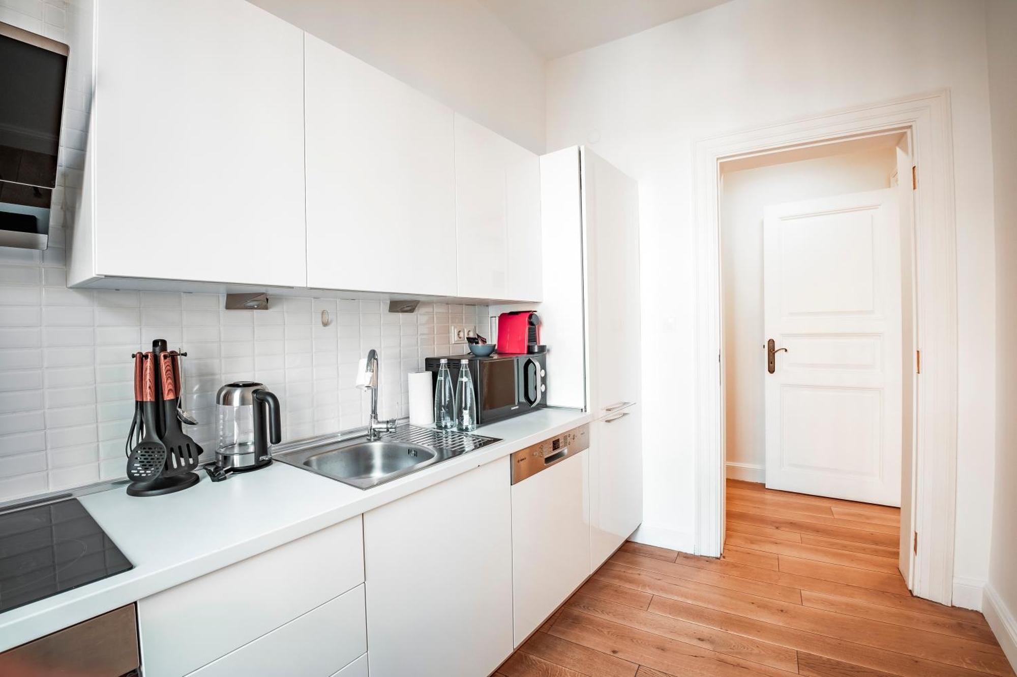 Homie Suites - Historical Apartment Nearby Galata Tower Стамбул Номер фото